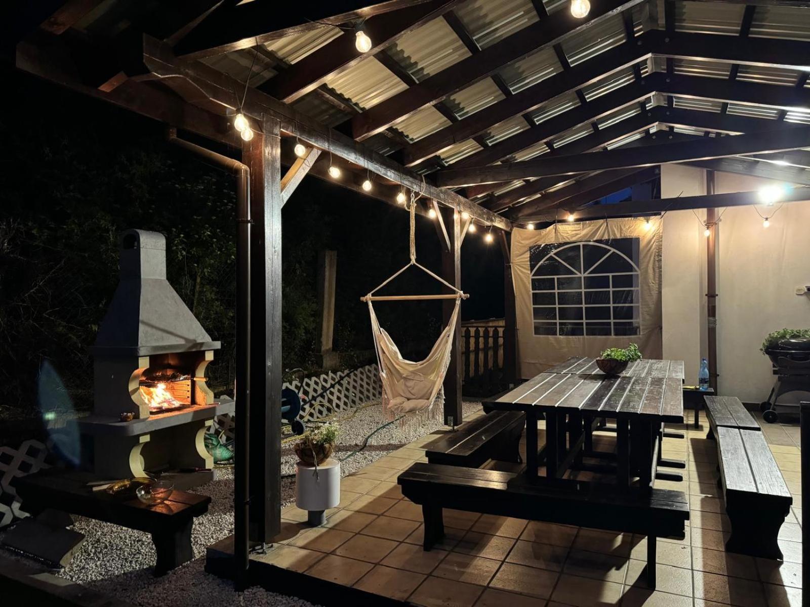 Villa Beskidzka 100 - Sauna & Balia Z Jacuzzi Widok Na Gory I Jezioro Zywieckie Zarzecze  Exterior foto